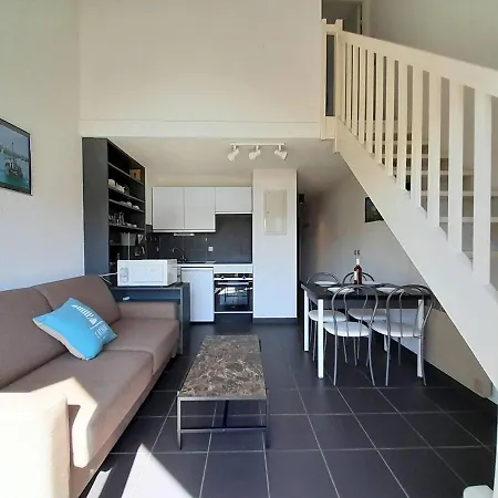 Duplex A 200m De La Plage, 3 Pieces, Balcon, Parking, 4 Pers. - - Fr-1-477-73 * Carnac